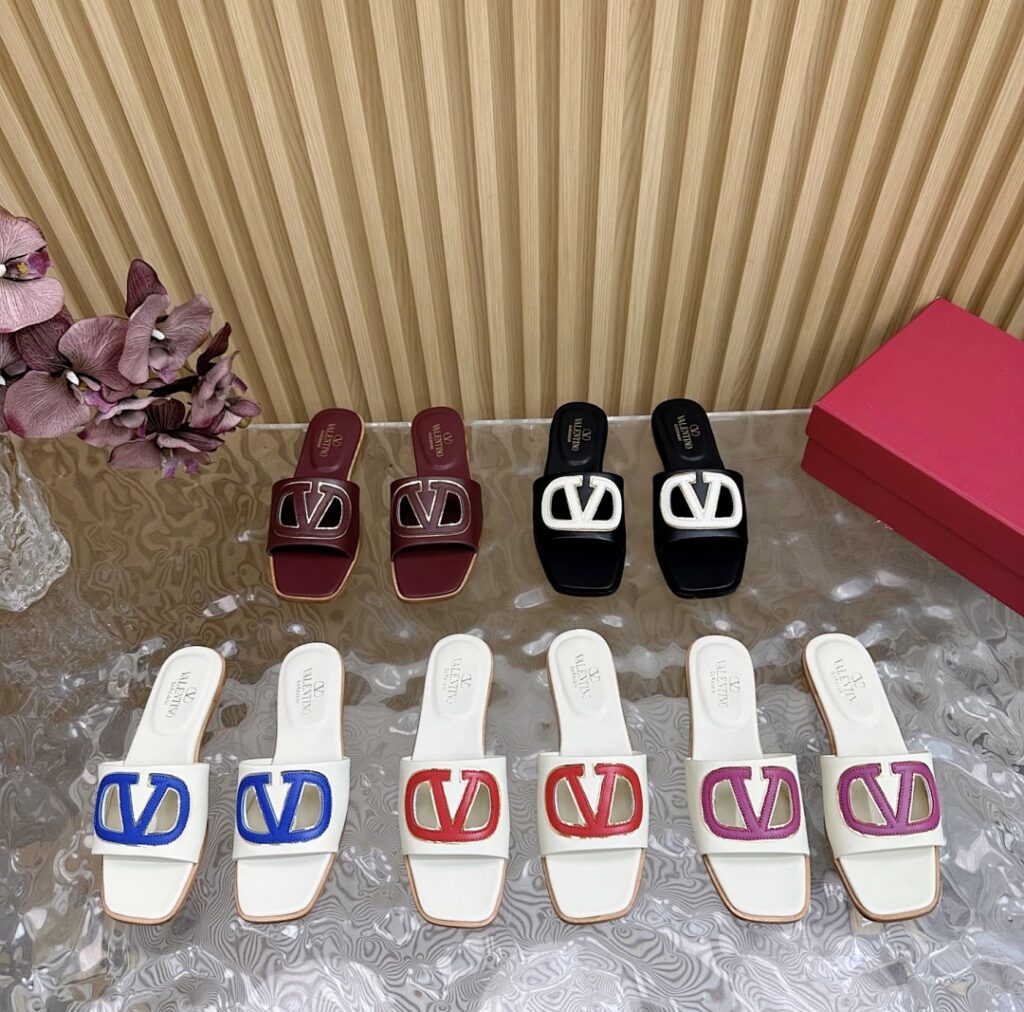Valentino Shoe Style 3001197