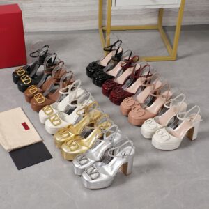 Valentino Shoe Style 3501123