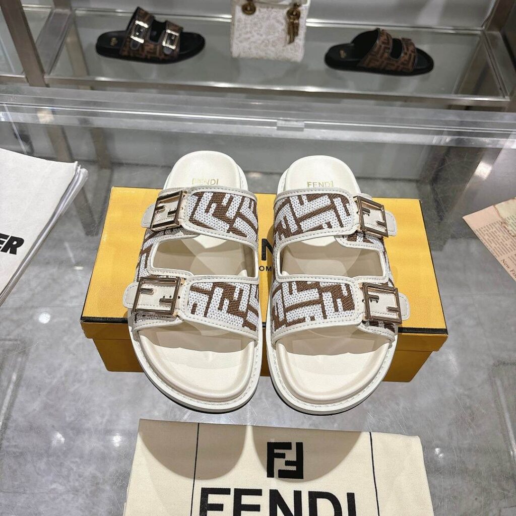 Fendi Shoe Style 2102111