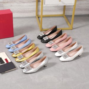 Valentino Shoe Style 3201123