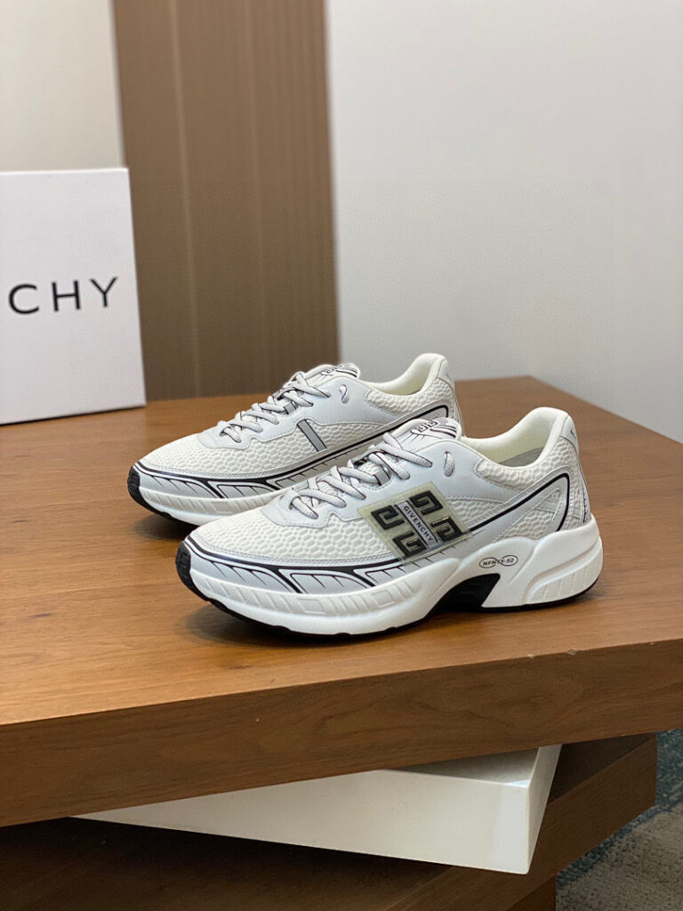 Givenchy Shoe Style 2701128