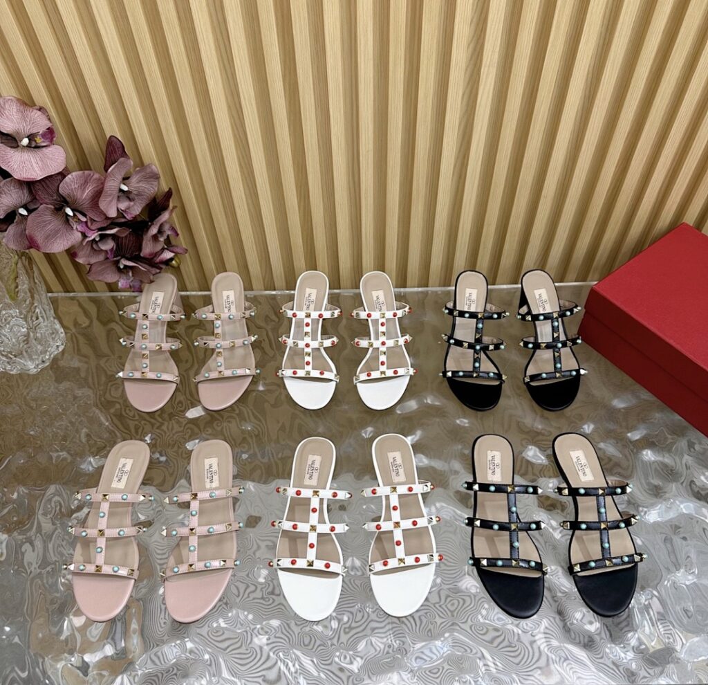 Valentino Shoe Style 2801197