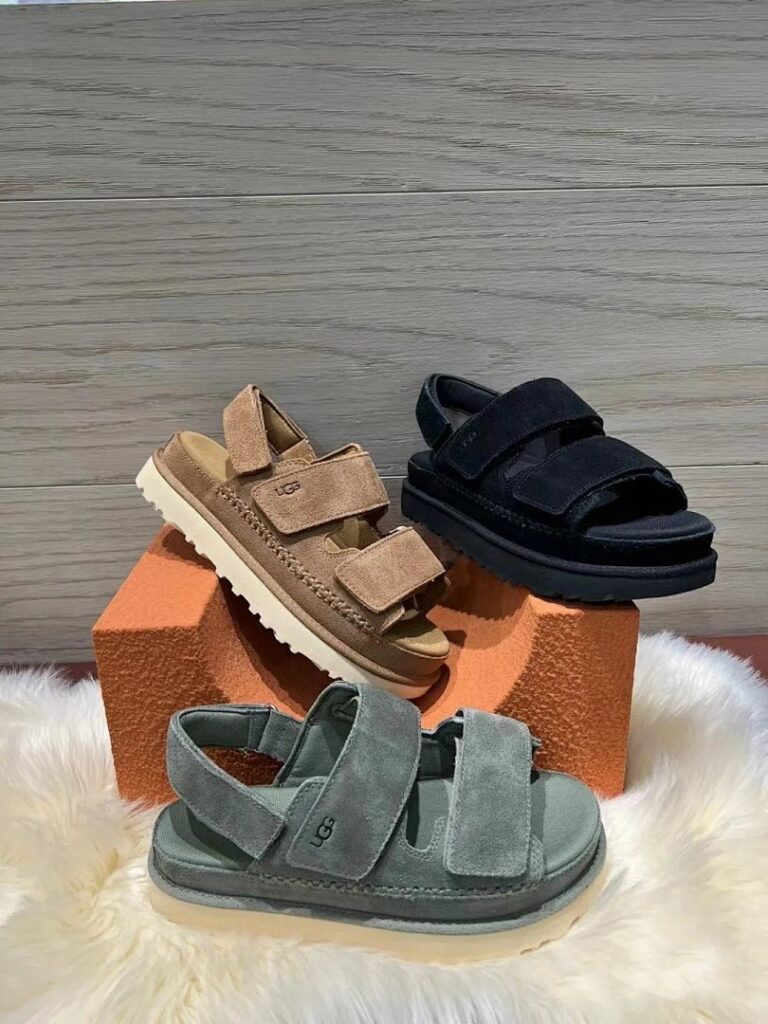 UGG Shoe Style 2601194