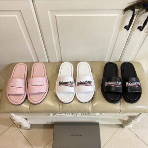 Balenciaga Shoe Style 2401134