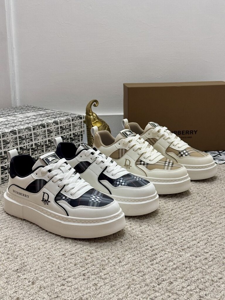 Balenciaga Shoe Style 2401127