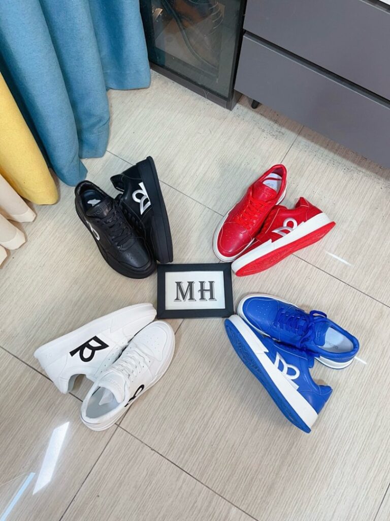 Shoe Style 2401155