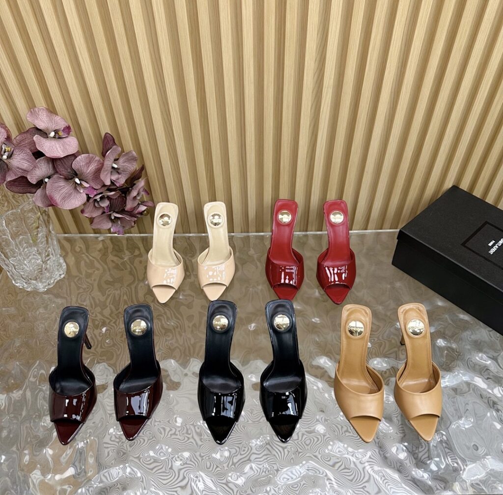 Saint Laurent Shoe Style 2901197