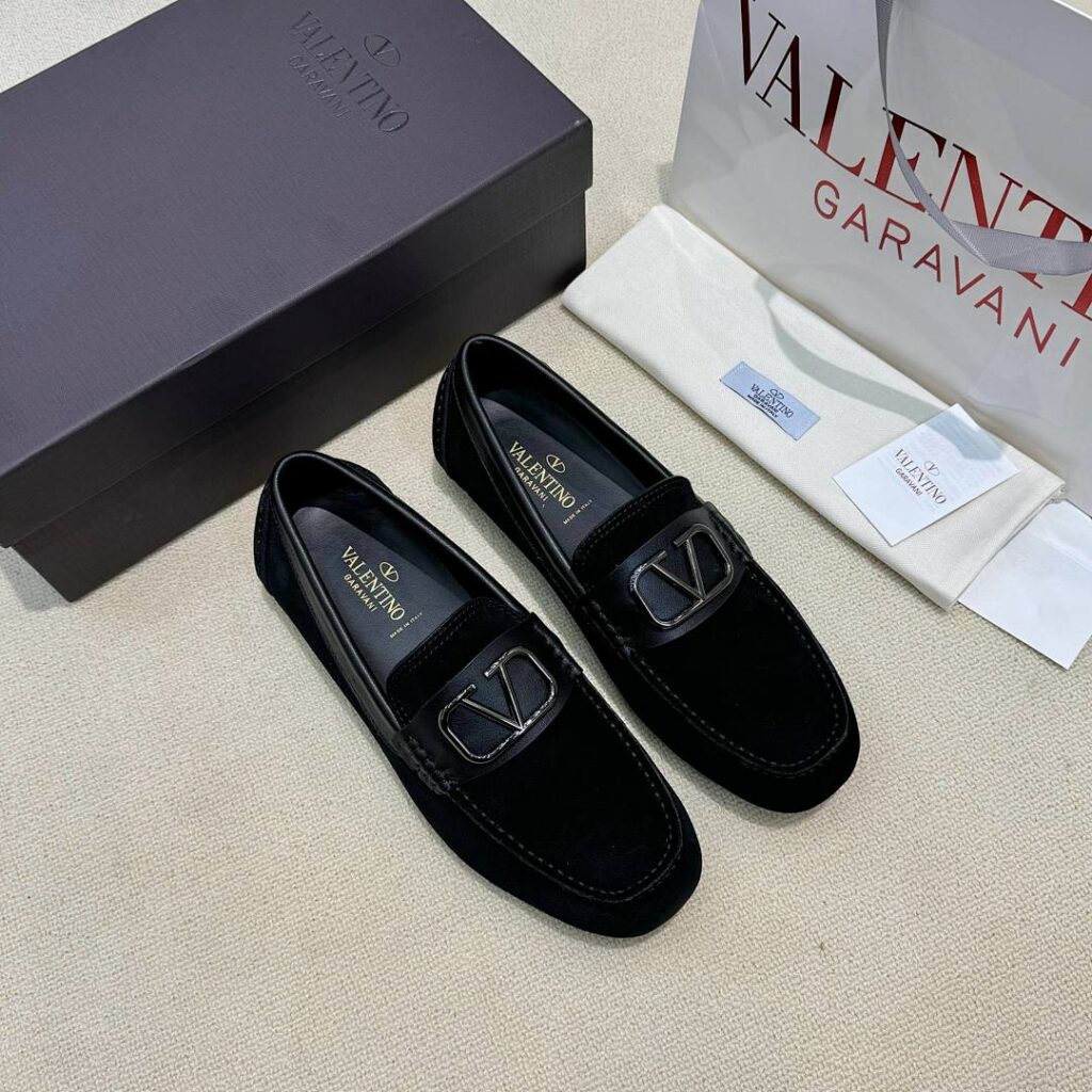 Valentino Shoe Style 3301128