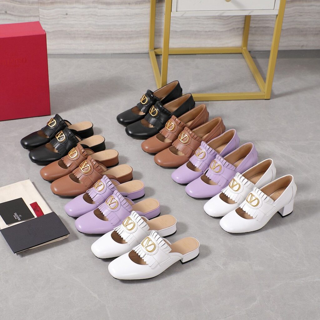 Valentino Shoe Style 3201123