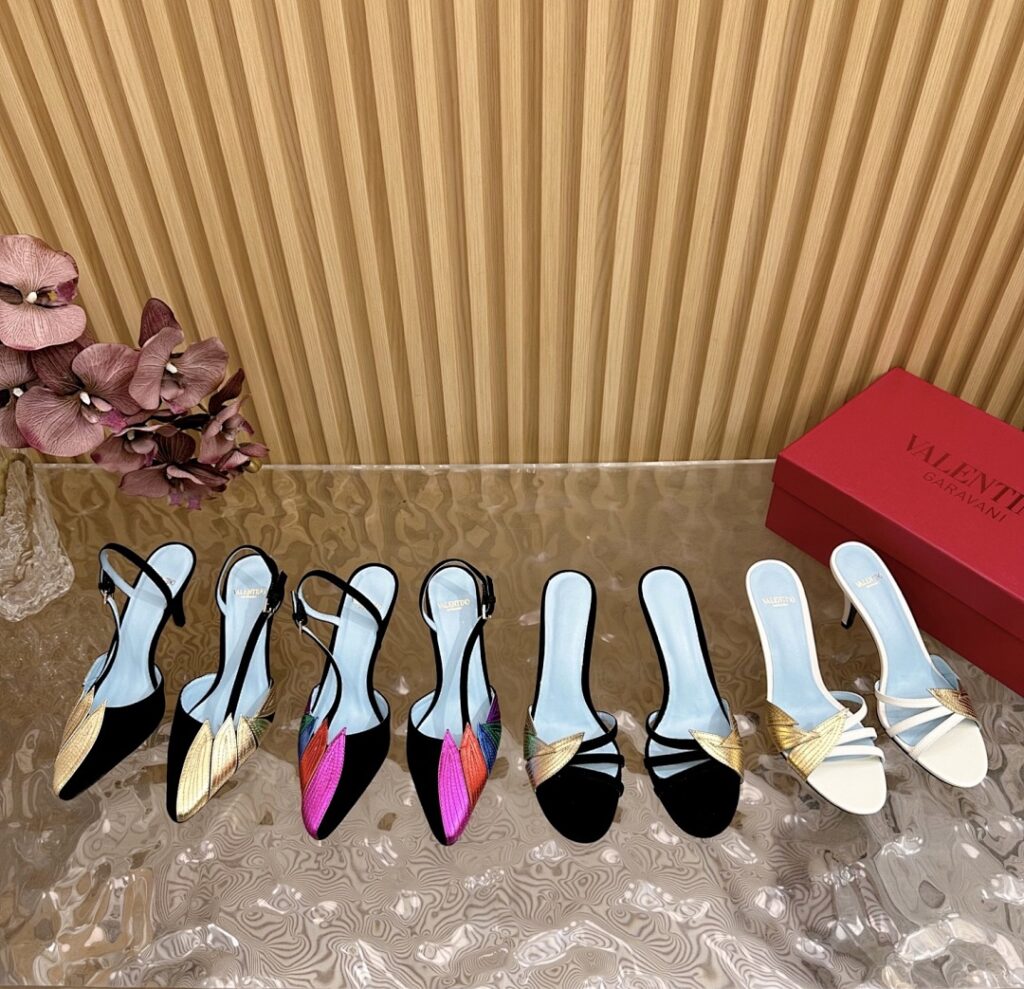 Valentino Shoe Style 3101197
