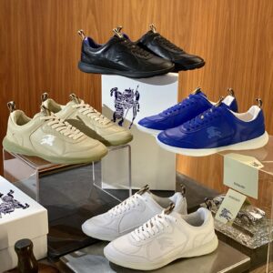 Balenciaga Shoe Style 2401126