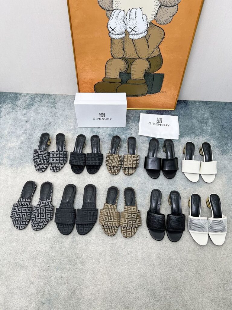 Givenchy Shoe Style 1901178