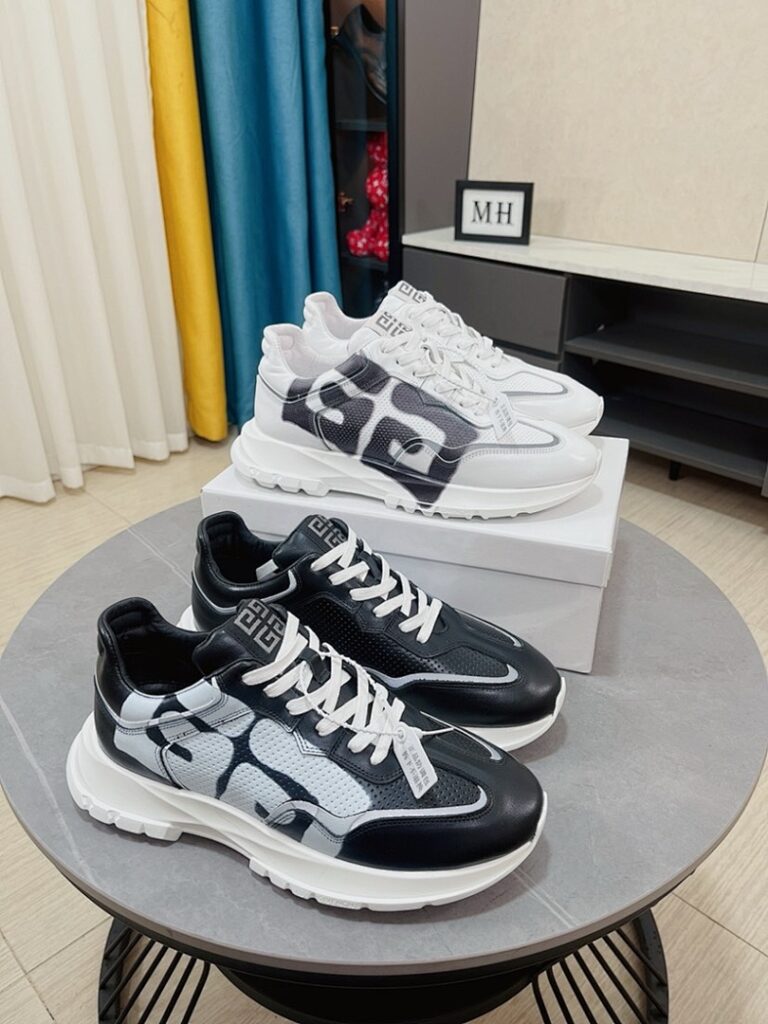 Givenchy Shoe Style 3201155