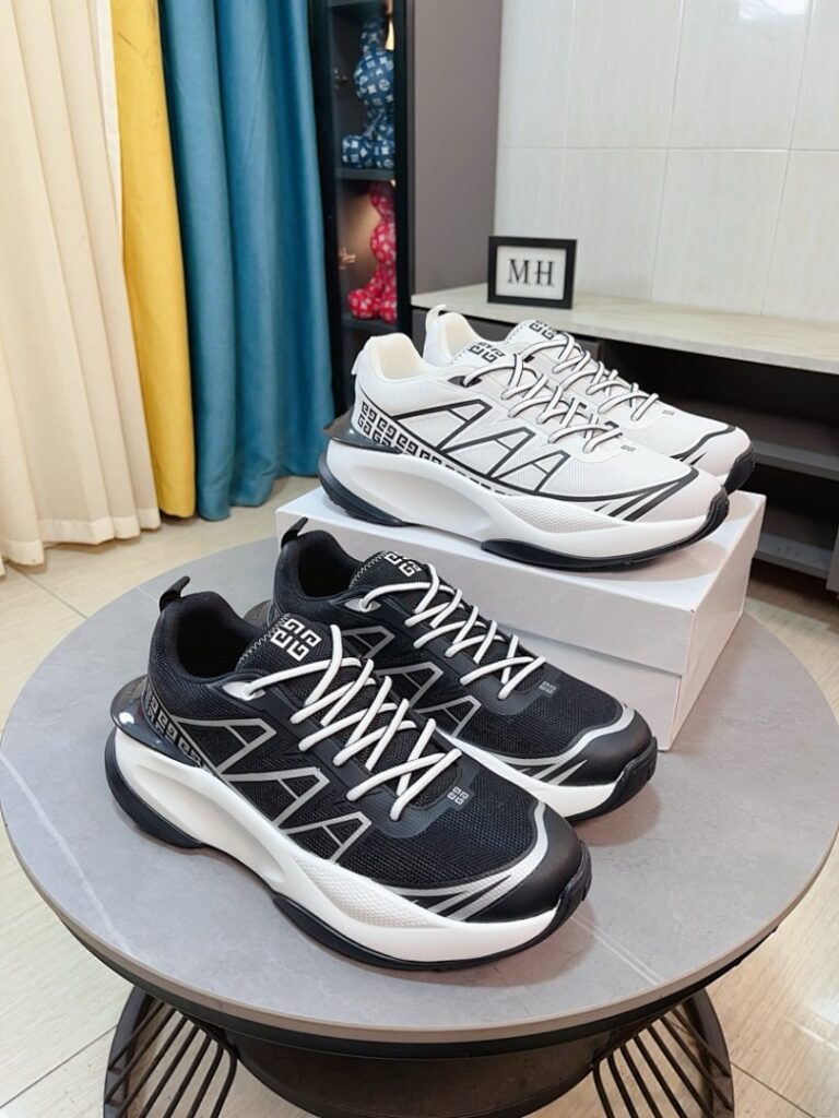 Givenchy Shoe Style 3001155