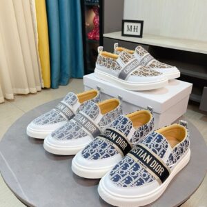 Dior Shoe Style 2201155