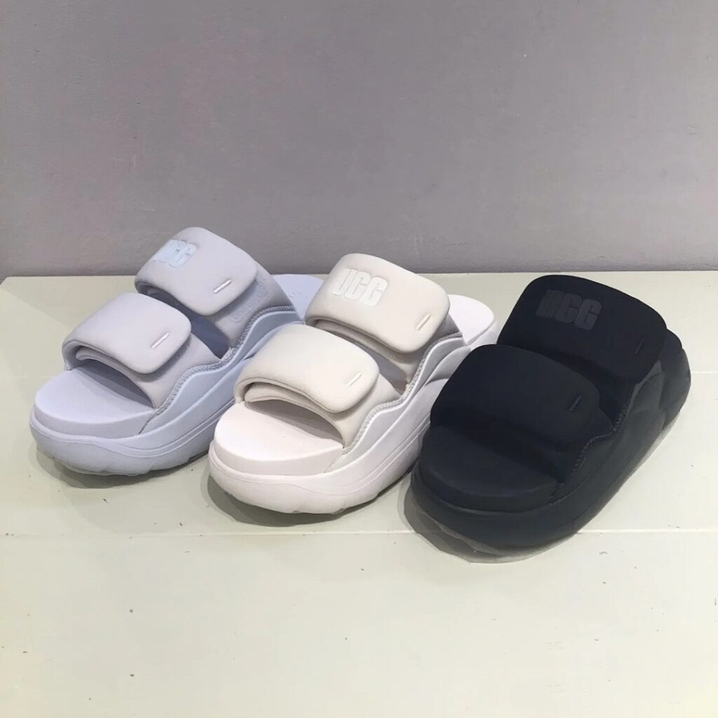 UGG Shoe Style 2201194