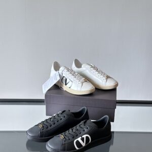 Valentino Shoe Style 2401126