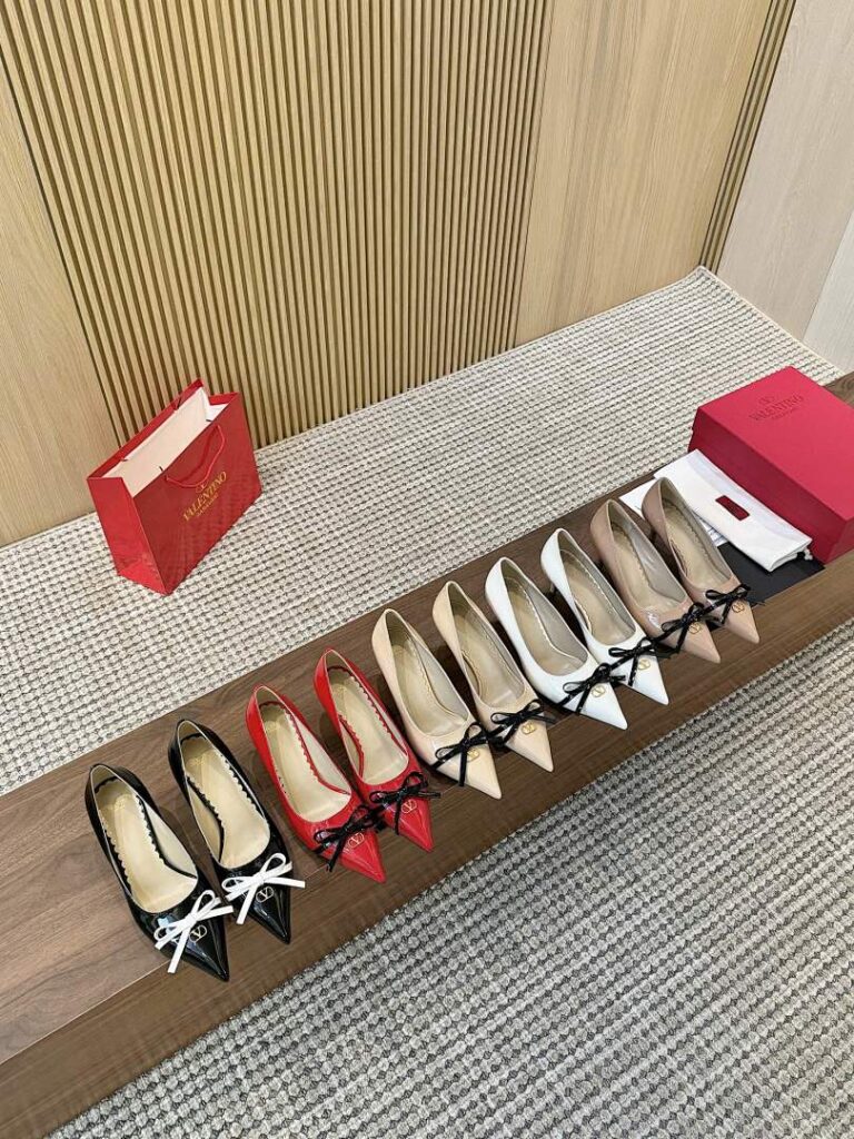 Valentino Shoe Style 2901133