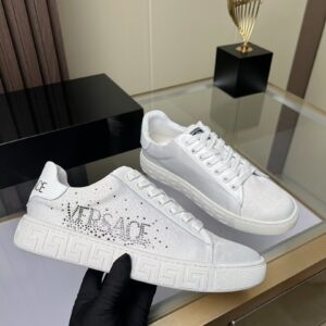 Shoe Style 2401132