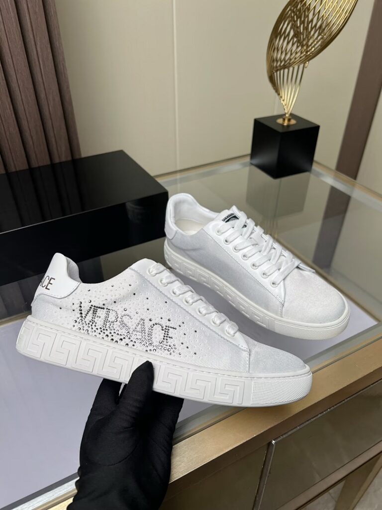Shoe Style 2401132