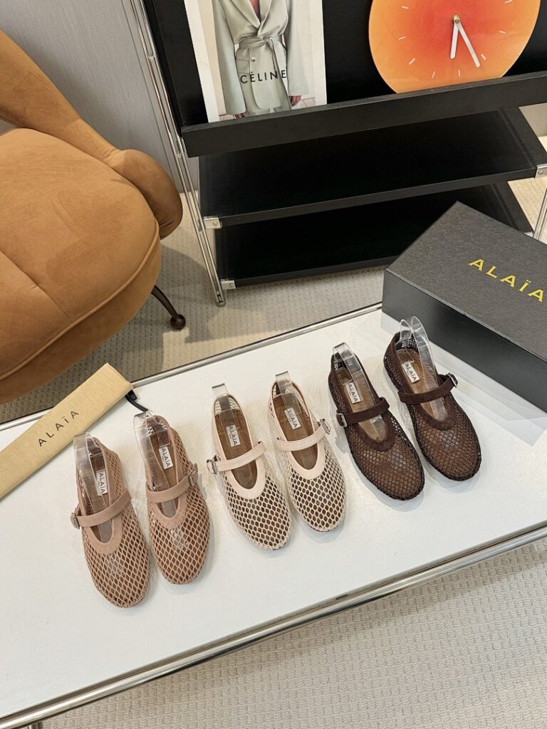 Alaia Shoe Style 2401170