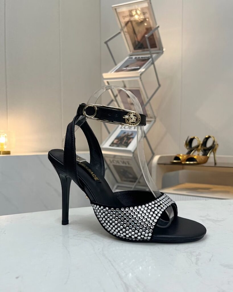 Shoe Style 2201132