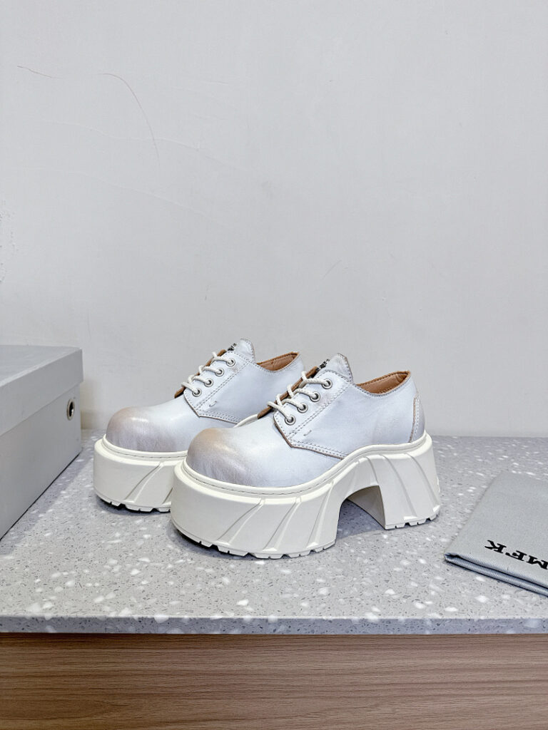 Shoe Style 2601150