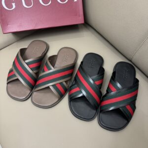 Gucci Shoe Style 2101121