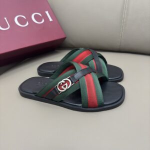 Gucci Shoe Style 2201121