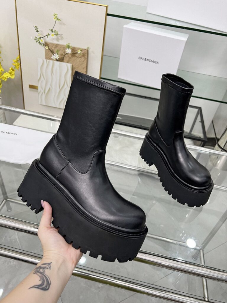 Balenciaga Shoe Style 3502113
