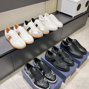 Dior Shoe Style 2201126