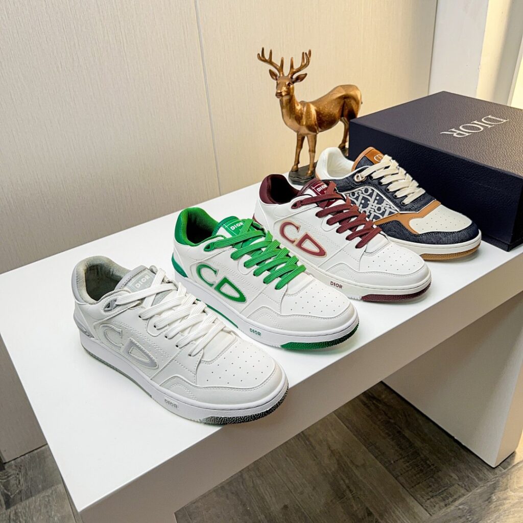 Dior Shoe Style 2401127