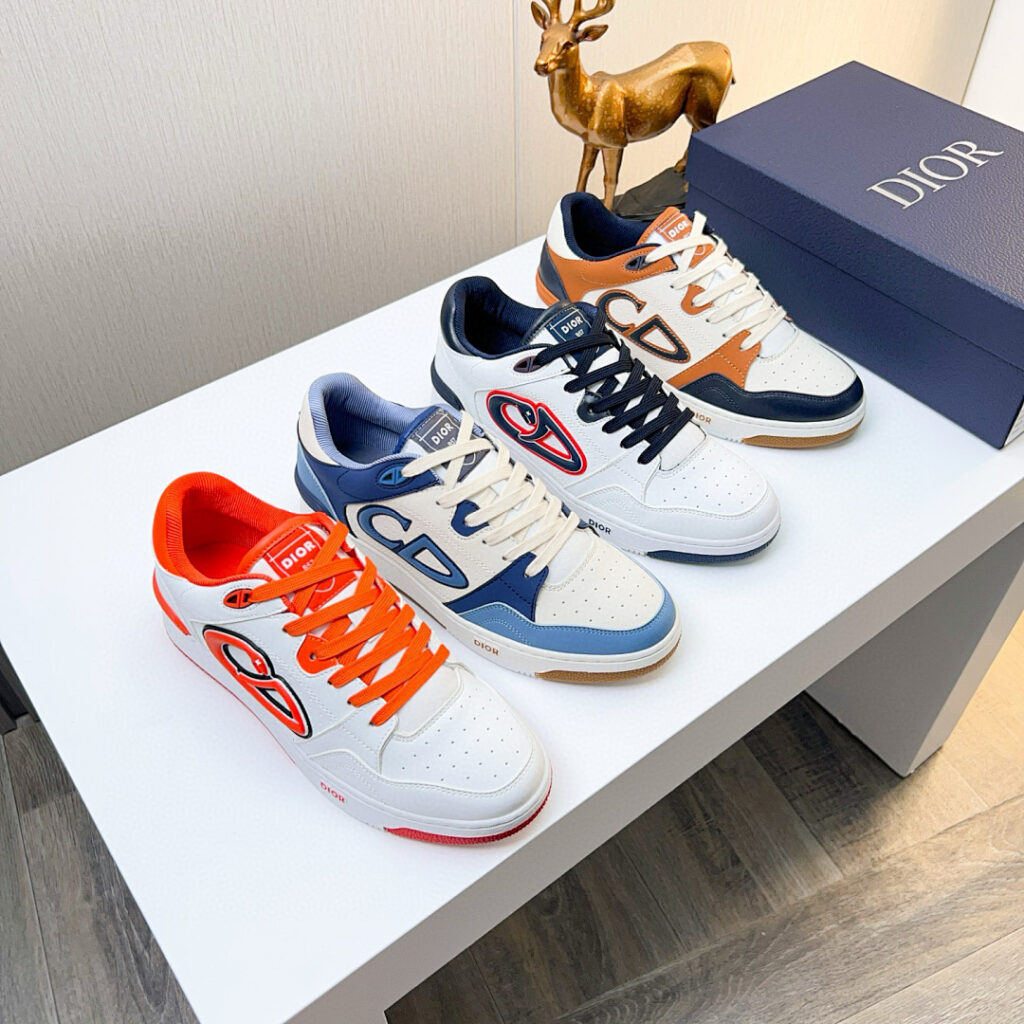 Dior Shoe Style 2401127