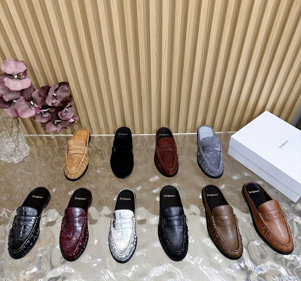 Saint Laurent Shoe Style 3501197