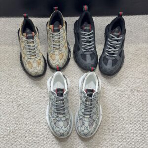 Gucci Shoe Style 2401127