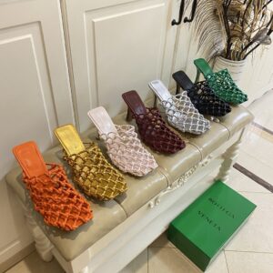 Bottega Veneta Shoe Style 3301134