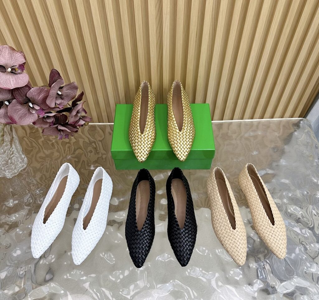 Bottega Veneta Shoe Style 3801197