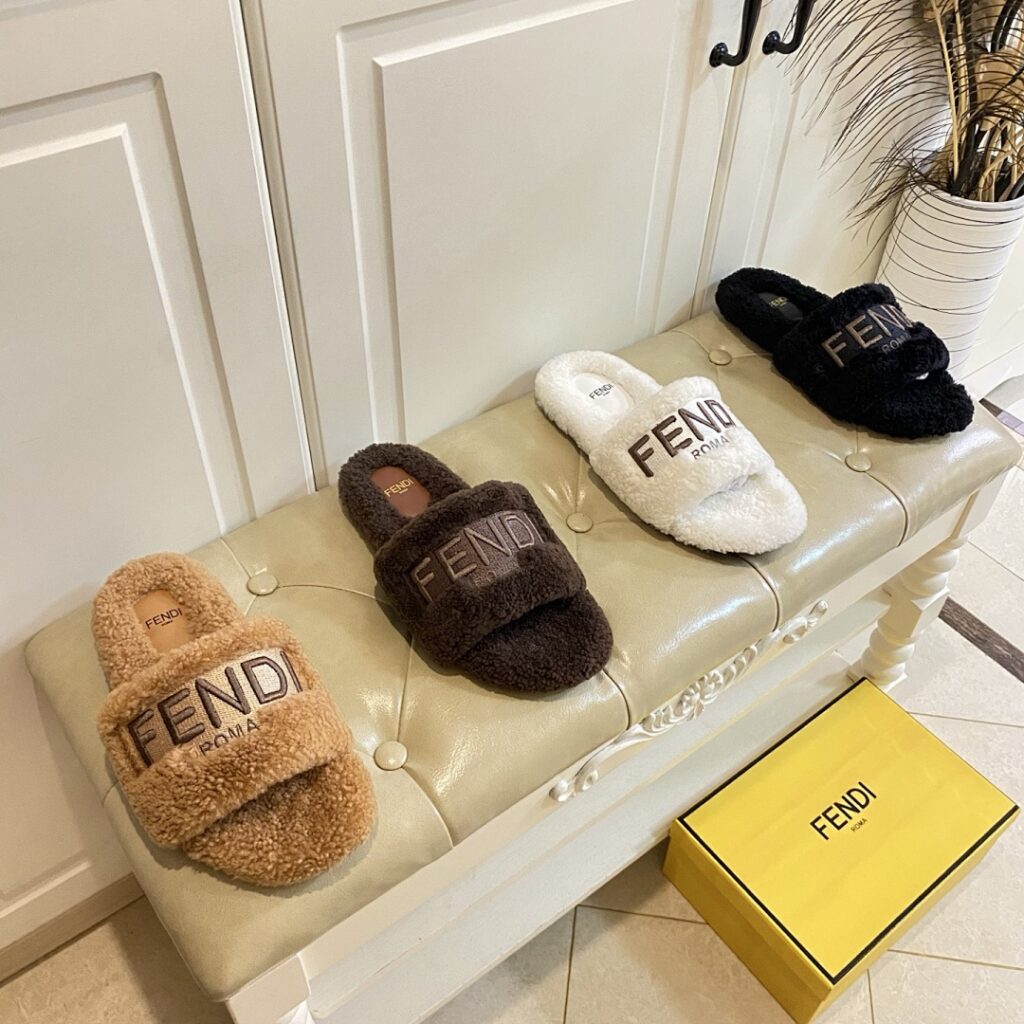 Fendi Shoe Style 2401134