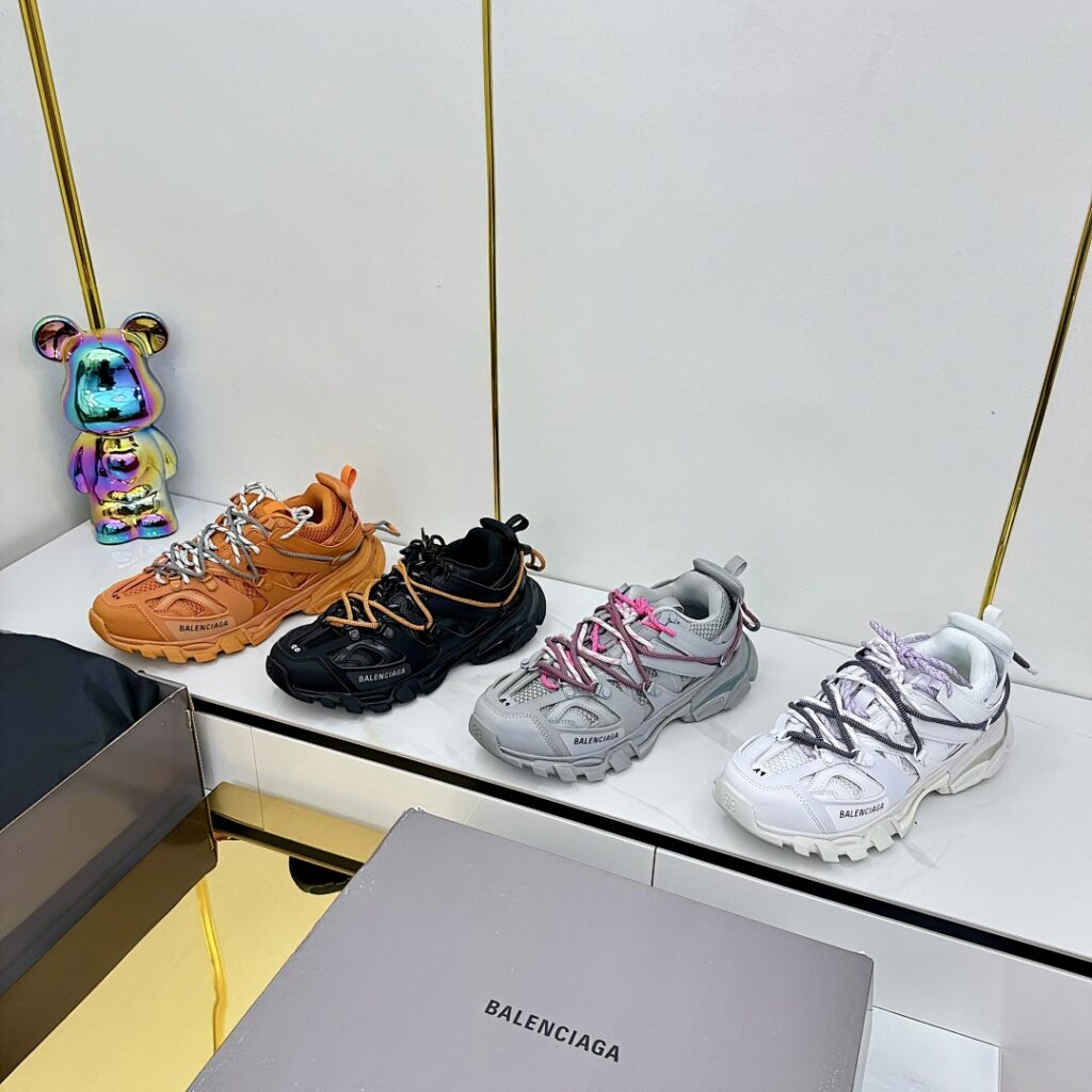 Balenciaga Shoe Style 4001192