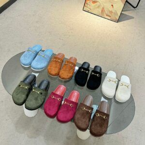 Gucci Shoe Style 2101187
