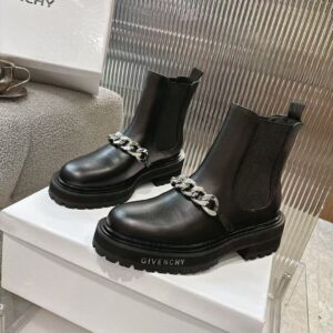 Givenchy Shoe Style 3202113