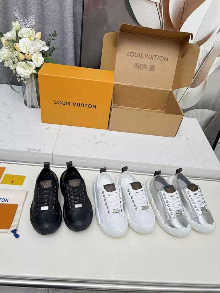 Louis Vuitton Shoe Style 3101166
