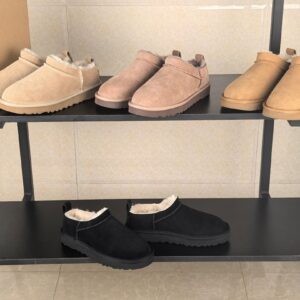 UGG Shoe Style 2101175