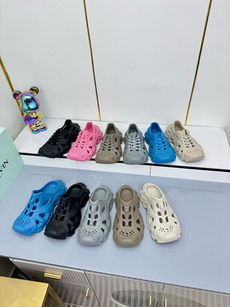 Balenciaga Shoe Style 2101192