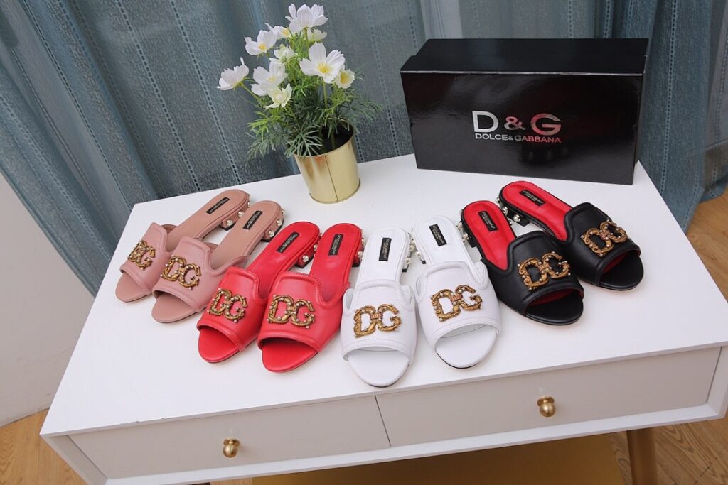 Dolce & Gabbana Shoe Style 1801141