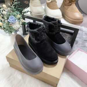 UGG Shoe Style 3601175