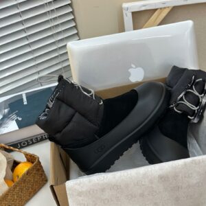 UGG Shoe Style 3601175