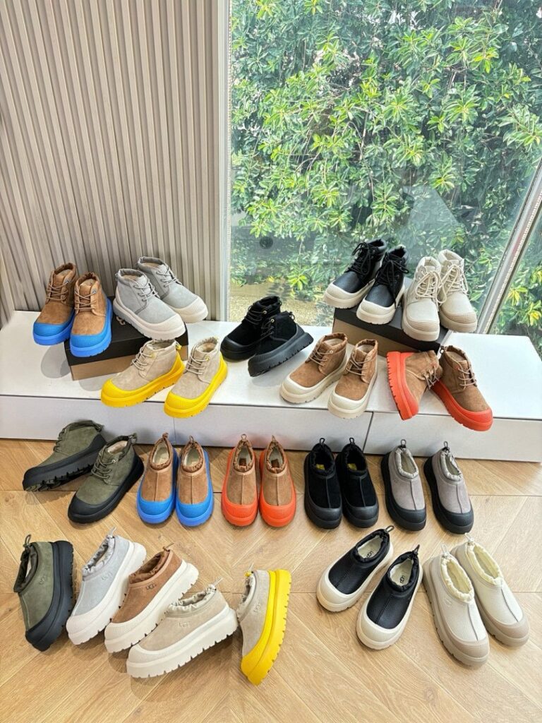 UGG Shoe Style 2801175