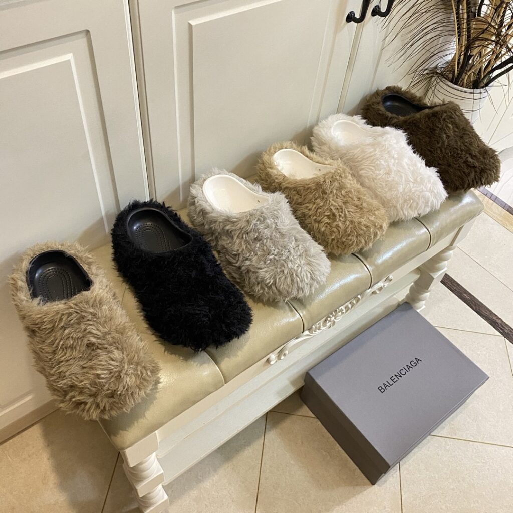 Balenciaga Shoe Style 3001134