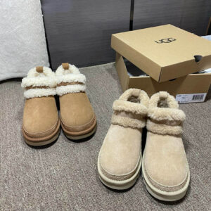 UGG Shoe Style 2511175